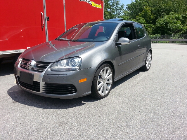 2008 Volkswagen R32 Base