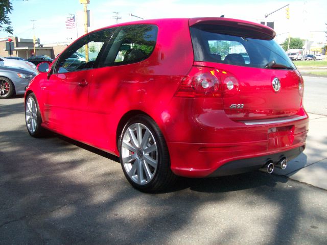 2008 Volkswagen R32 Base