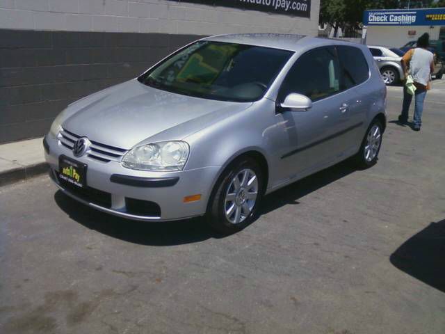 2007 Volkswagen Rabbit LE Sedan 4D