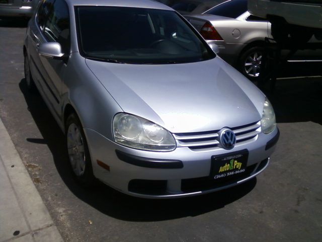 2007 Volkswagen Rabbit LE Sedan 4D