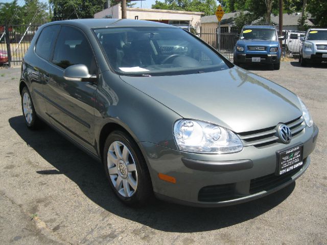 2008 Volkswagen Rabbit L - 82 V8