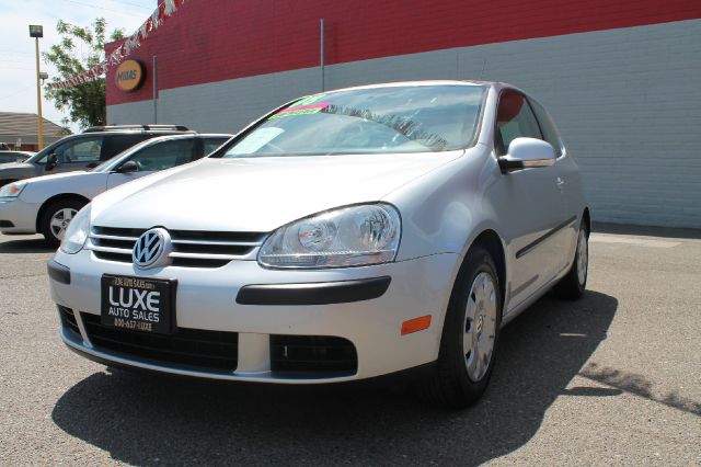 2008 Volkswagen Rabbit L - 82 V8