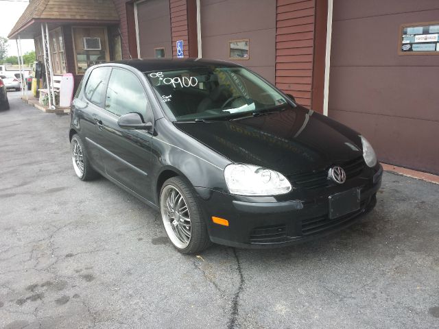 2008 Volkswagen Rabbit L - 82 V8