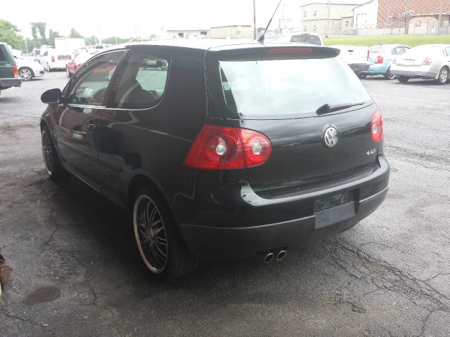 2008 Volkswagen Rabbit L - 82 V8