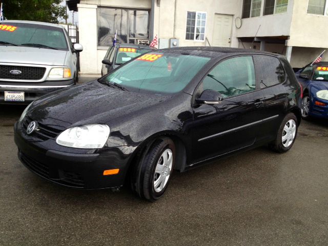 2008 Volkswagen Rabbit L - 82 V8