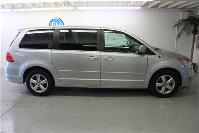 2009 Volkswagen Routan EC