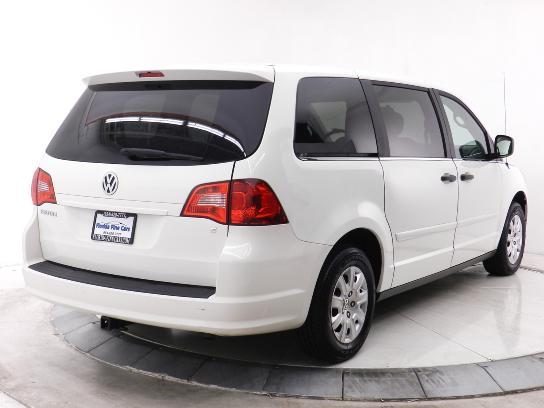 2009 Volkswagen Routan XR