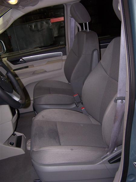 2009 Volkswagen Routan XR