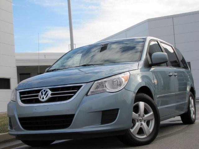 2010 Volkswagen Routan SR-5 Sport PKG 4.w.d