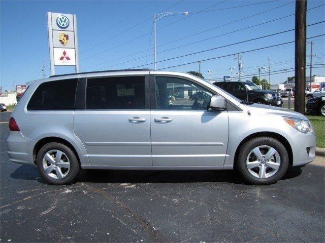 2011 Volkswagen Routan Premiun