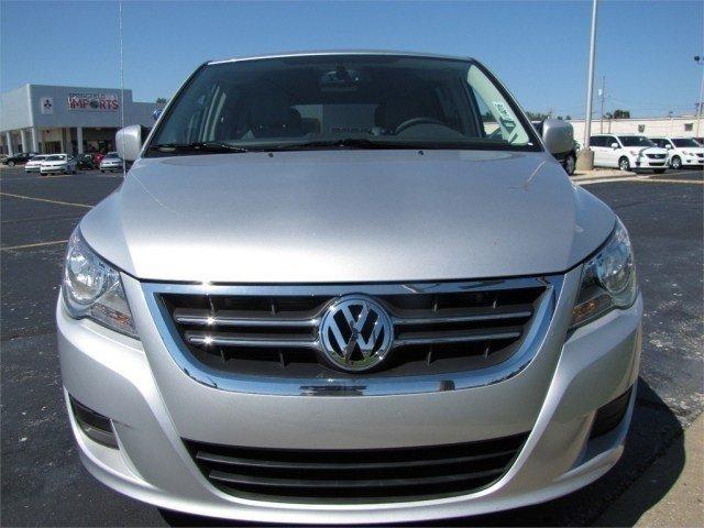 2011 Volkswagen Routan Premiun