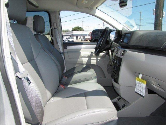 2011 Volkswagen Routan Premiun