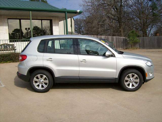 2009 Volkswagen Tiguan Unknown