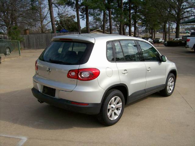 2009 Volkswagen Tiguan Unknown