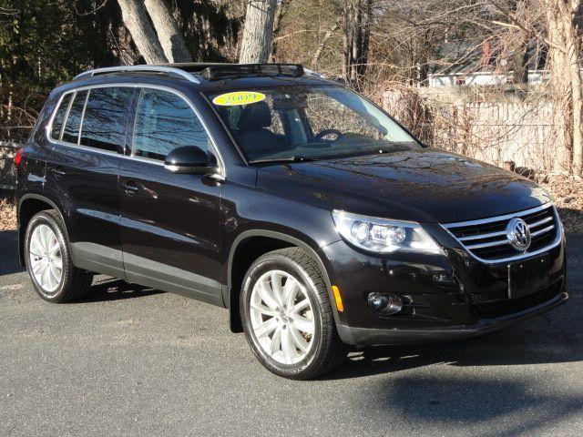 2009 Volkswagen Tiguan 4-door Extended