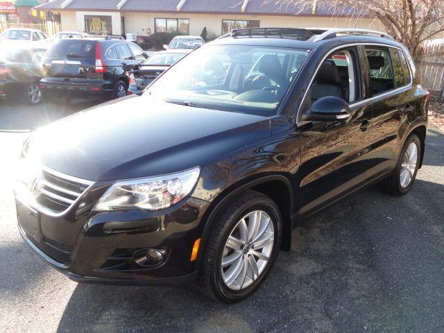 2009 Volkswagen Tiguan 4-door Extended