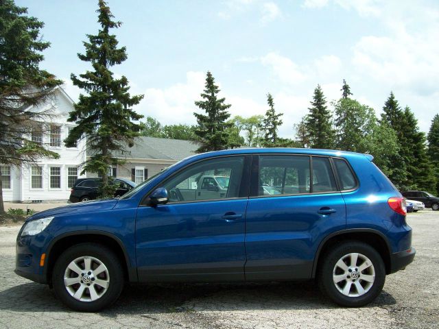 2009 Volkswagen Tiguan XR