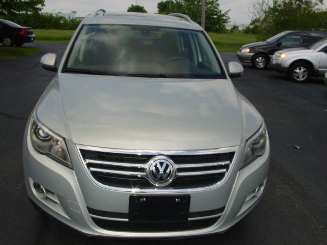 2009 Volkswagen Tiguan 5XT