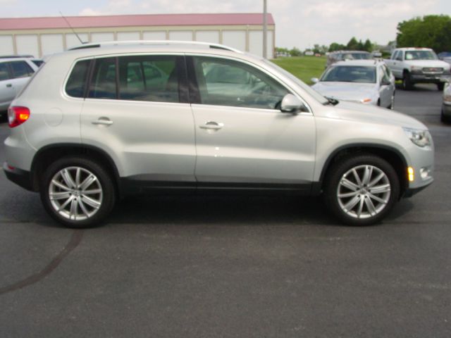 2009 Volkswagen Tiguan 5XT