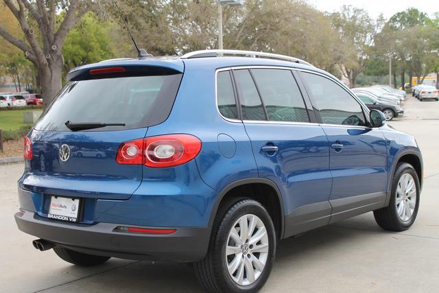 2009 Volkswagen Tiguan SE