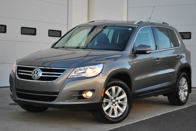 2009 Volkswagen Tiguan Lariat 4WD FX4