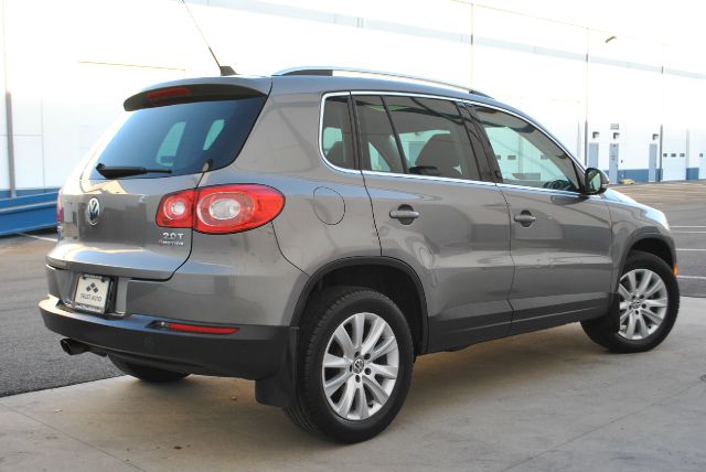 2009 Volkswagen Tiguan Lariat 4WD FX4