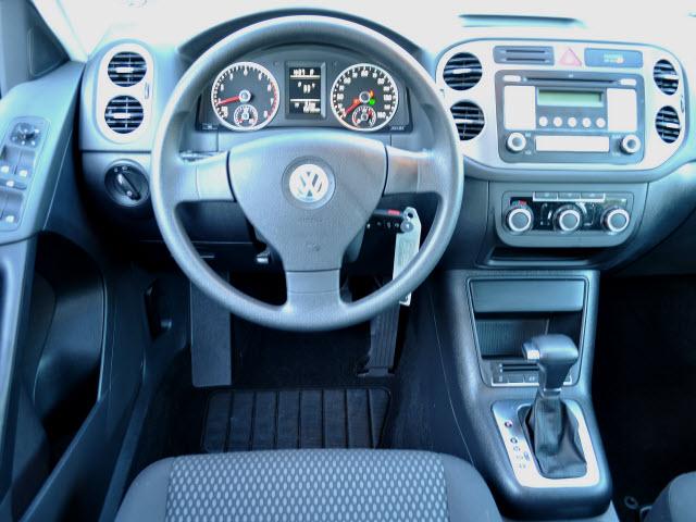 2010 Volkswagen Tiguan XR