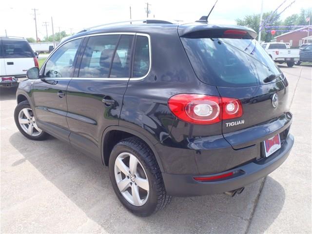 2010 Volkswagen Tiguan Supercharged Notchback