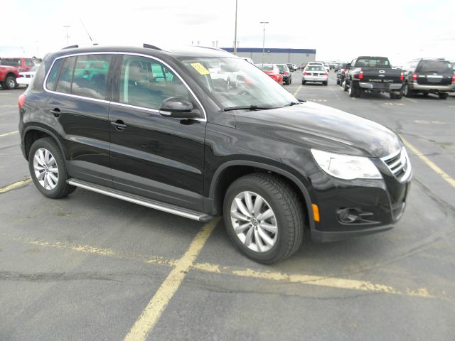 2011 Volkswagen Tiguan Malibu Convertible