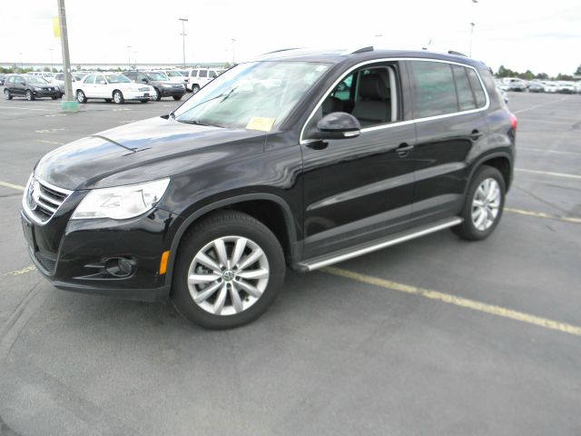 2011 Volkswagen Tiguan Malibu Convertible