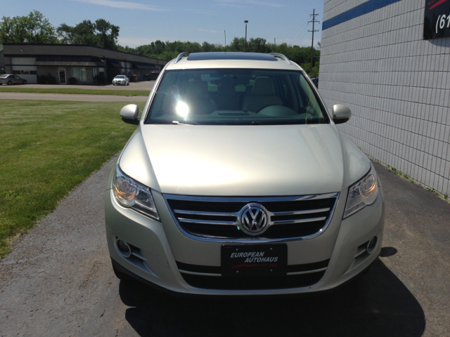 2011 Volkswagen Tiguan Malibu Convertible