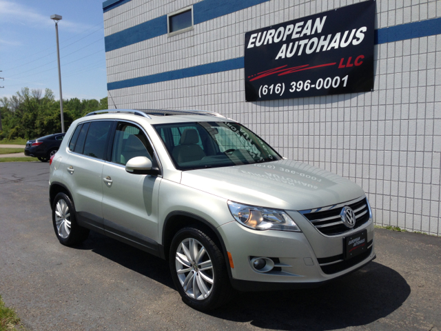 2011 Volkswagen Tiguan Malibu Convertible