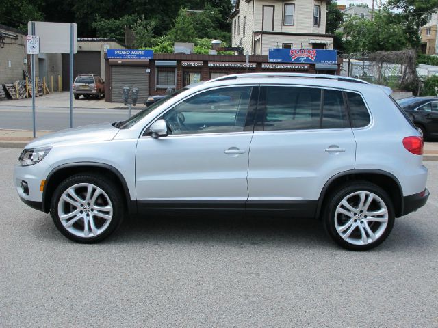 2012 Volkswagen Tiguan Malibu Convertible