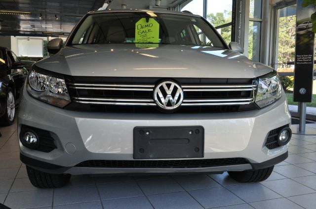 2013 Volkswagen Tiguan SLE 4x4 (gladbrook)