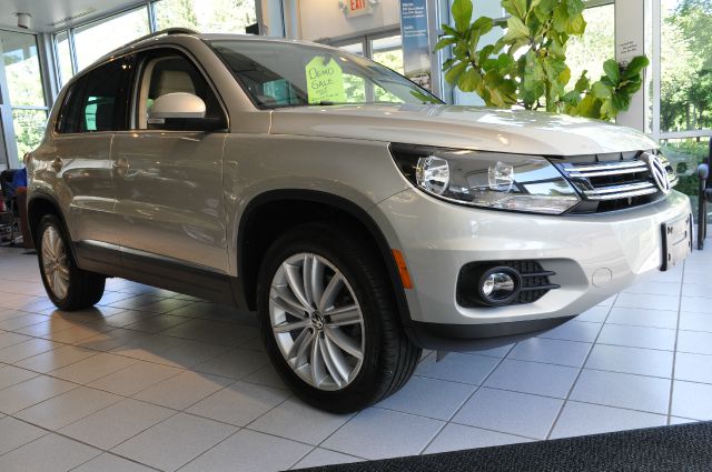 2013 Volkswagen Tiguan SLE 4x4 (gladbrook)