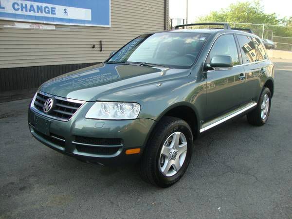 2004 Volkswagen Touareg Red Line