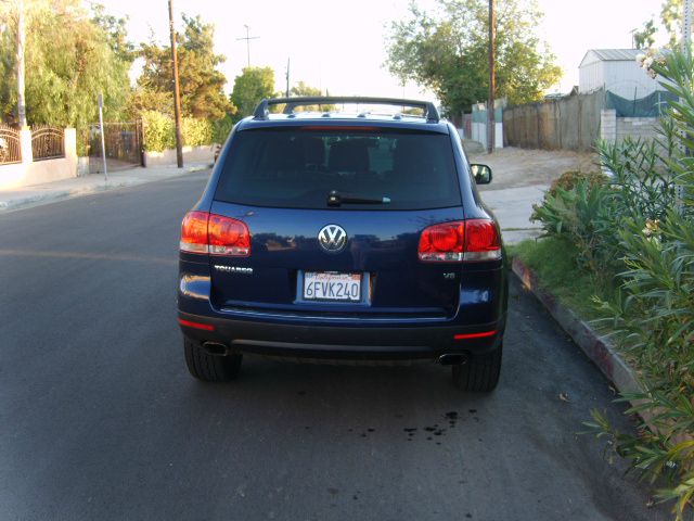 2004 Volkswagen Touareg SE-R