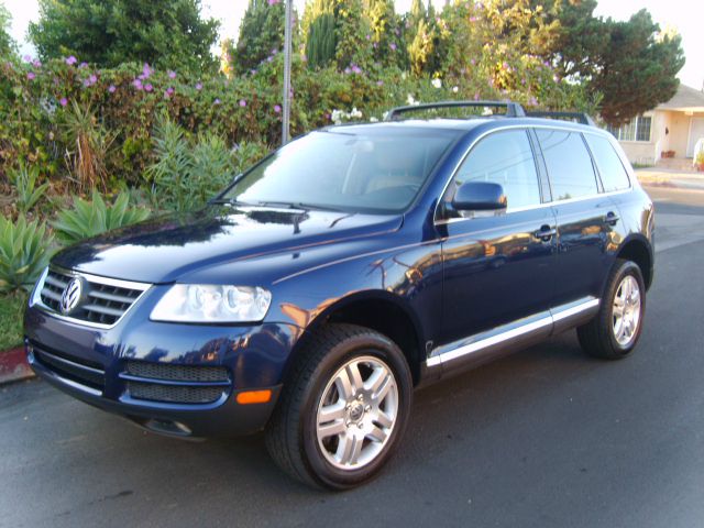 2004 Volkswagen Touareg SE-R