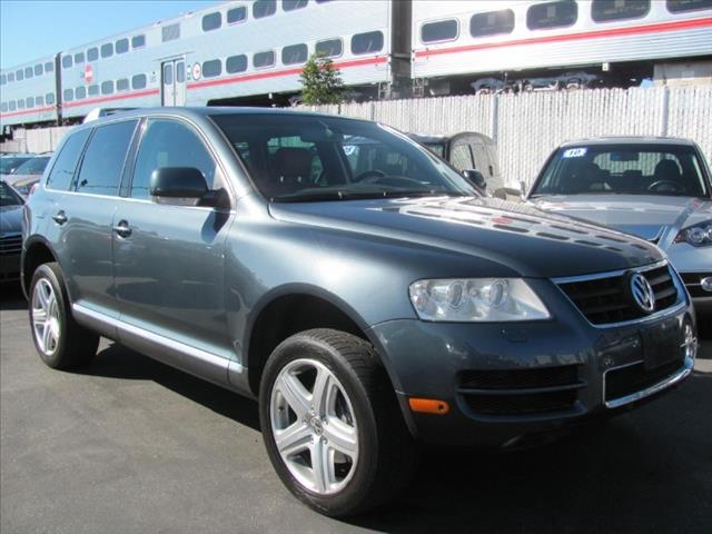 2004 Volkswagen Touareg Unknown