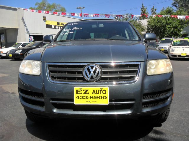 2004 Volkswagen Touareg Red Line