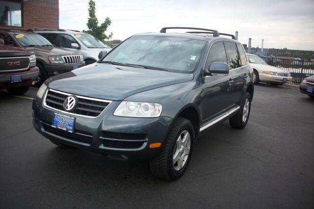 2004 Volkswagen Touareg Red Line