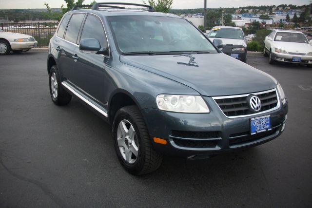 2004 Volkswagen Touareg Red Line