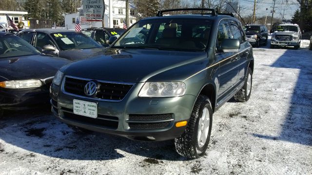 2004 Volkswagen Touareg Red Line