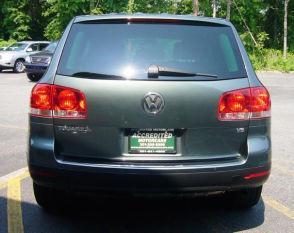 2004 Volkswagen Touareg AWD Limited