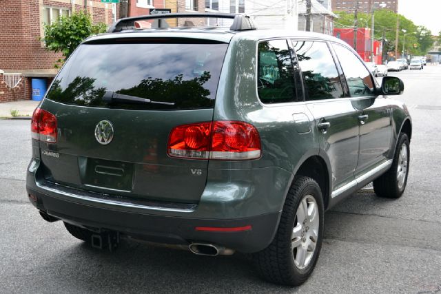 2004 Volkswagen Touareg SE-R