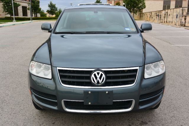 2004 Volkswagen Touareg SE-R