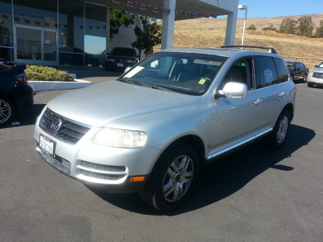 2004 Volkswagen Touareg SE-R