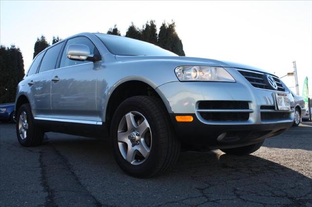 2005 Volkswagen Touareg Red Line