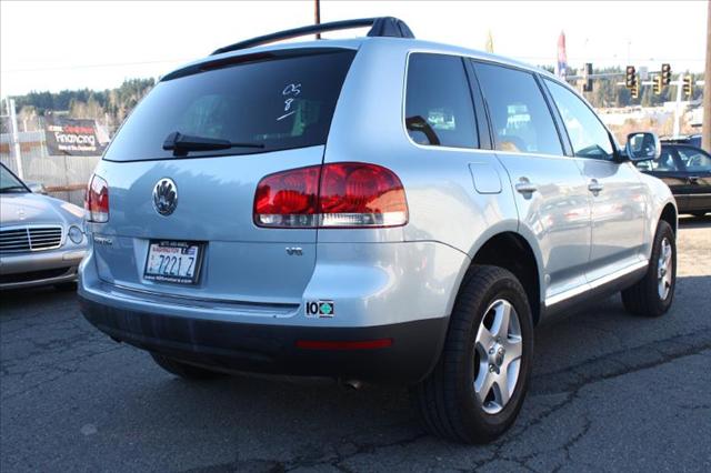 2005 Volkswagen Touareg Red Line