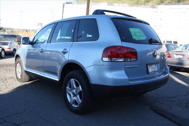 2005 Volkswagen Touareg Red Line